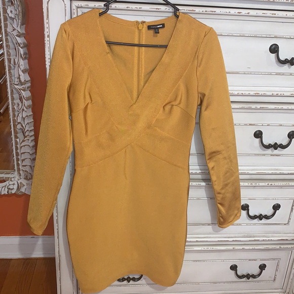 Yellow Fashion Nova Dress Size:M - Picture 2 of 7